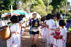 BIB: 3375
                            <button type="button" onclick="openModal(19046583)" class="btn btn-primary btn-sm float-right btn-popup" data-toggle="modal" data-target=".modal-high-quality">
                        <i class="fas fa-shopping-cart"></i> Add to Cart
                    </button>
                                            <button type="button" onclick="isThisMe(19046583, true)" class="btn btn-success btn-sm float-right btn-popup btn-isme hidden" data-toggle="tooltip" data-placement="bottom" title="นี่คือรูปของคุณใช่ไหม คลิกที่นี่เพื่อเอาเข้าอัลบั้ม">
                        <i class="fas fa-plus"></i> Add to album
                    </button>
                    <button type="button" onclick="isThisMe(19046583, false)" class="btn btn-warning btn-sm float-right btn-popup btn-isnotme hidden">
                        <i class="fas fa-ban"></i> Remove from album
                    </button>